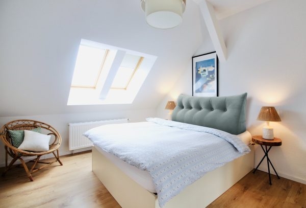 Big Pillows for Bed Headboard - Image 2